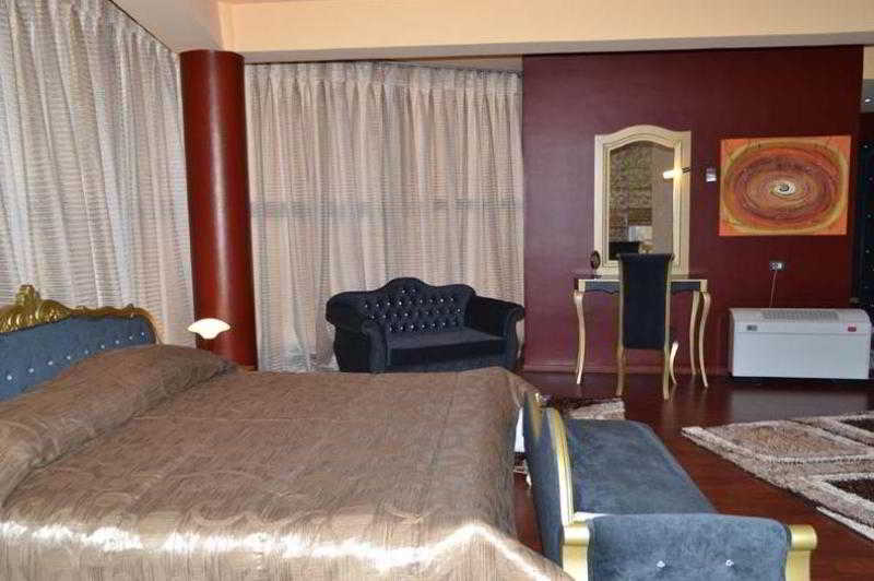 Hotel Kocibelli Pool & Spa Корча Екстериор снимка